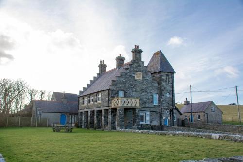 Rhoscolyn House | Plas