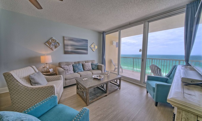 Long Beach Resort | Play/Work right at the beach! Fast WiFi, Large balcony, Heated indoor pools