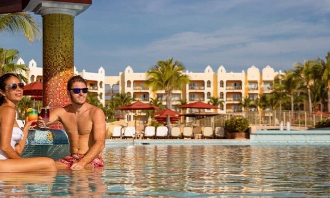 Puerto Juarez Resort | Playa del Carmen Beach Paradise: 2BR Suite at Royal Haciendas with tennis & golf