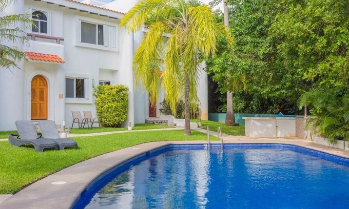 Playacar House | Playacar Family Townhome, Pool & Walk to Beach