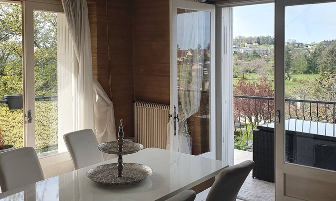 Gourdon House | Pleasant bright house near Sarlat 6 people of 120 m2 and a garden