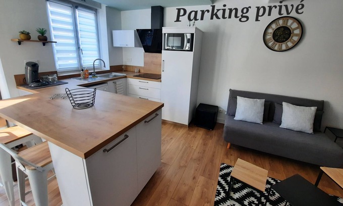 Agen Apartment | Pleasant T1 Bis Cathedral sector with private parking space