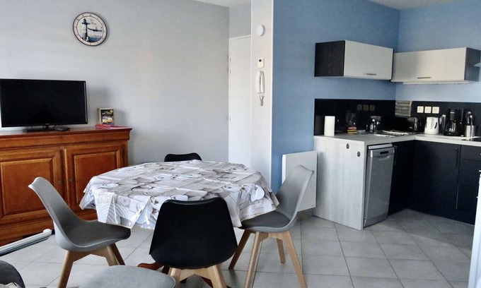 Plouhinec Apartment | Plouhinec - Modern studio - 28 sqm - Wifi - 2*
