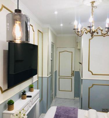 16th Arrondissement Apartment | Po1-TPSA16-RDC- ROOM Paris 16 ème
