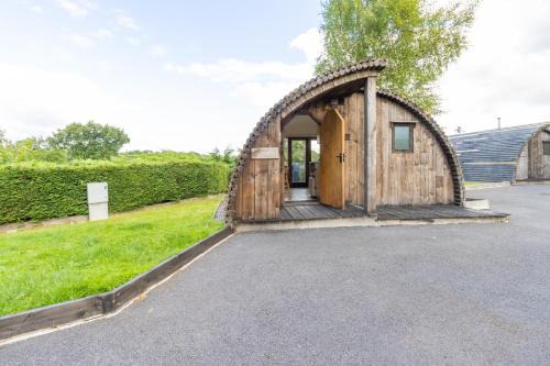 Llangammarch Wells House | Pod2 - Powys River Pods - Pet Friendly Glamping Pod Builth Wells Powys Wales