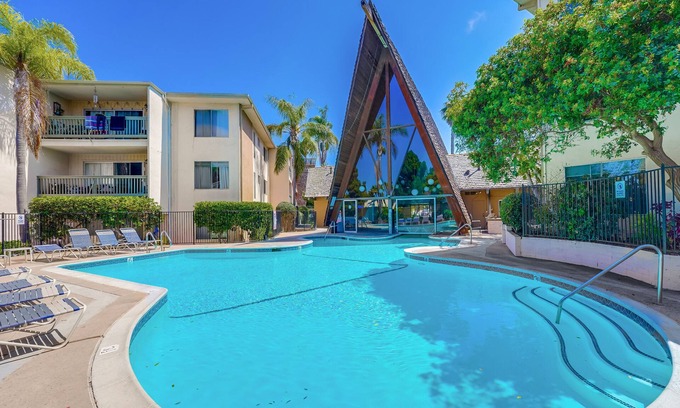 Point Loma Heights Apartment | Point Loma Retreat - 1 BD apartment with swimming pool, pool table and gym equipment.