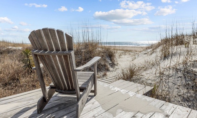 Atlantic Beach House | Pollock Cottage in Atlantic Beach, NC (Oceanfront)