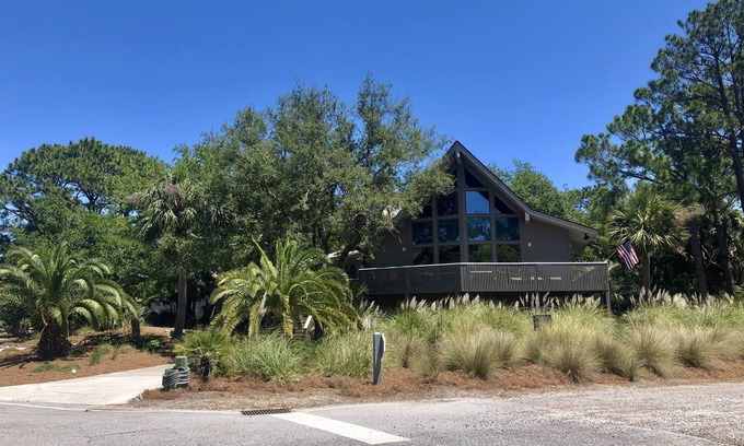 Saint Helena Island House | Pompano Beauty with a View to Die For!