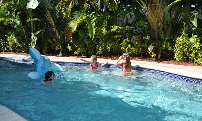 Cypress Point House | Pompano Villa Nueva close 2 beach exceptional newer construction “Little Palace”