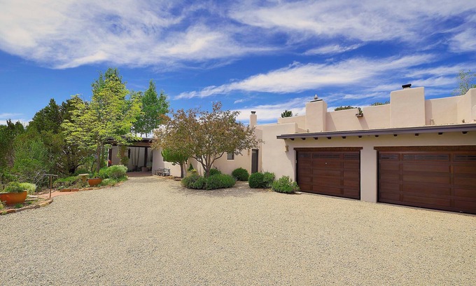 Santa Fe House | Ponderosa Estate | Secluded Luxury