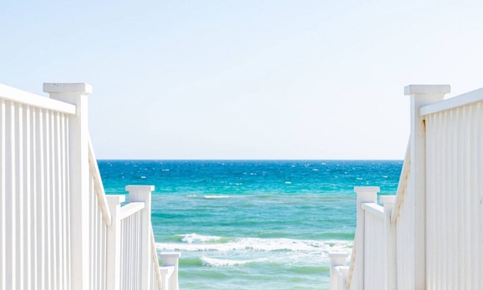 West Panama City Beach Apartment | Pool | 5 Bed 5 bath | Golf Cart | Inlet Beach
