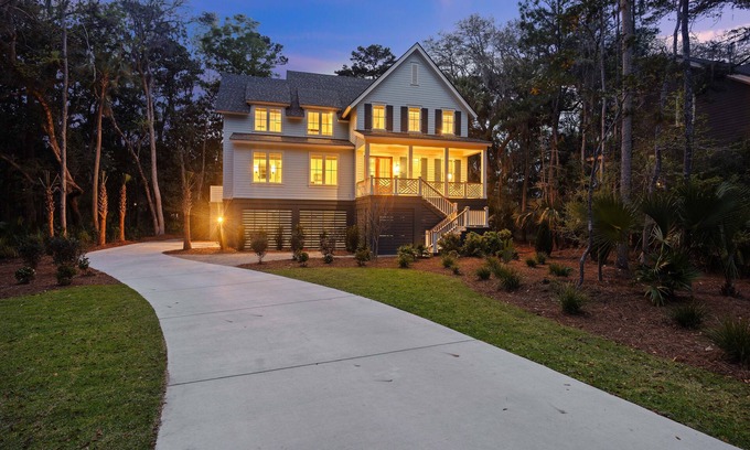 Seabrook Island House | Pool Access, Golf Cart- Modern Build,Seabrook SIX BEDROOM Home