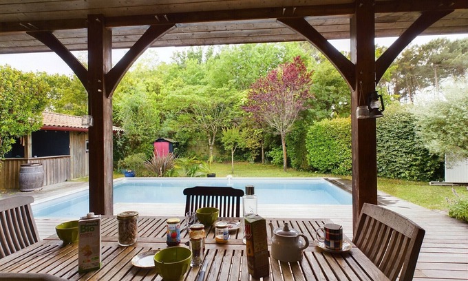 Lanton Ski Chalet | Pool and serenity - House for 6 people