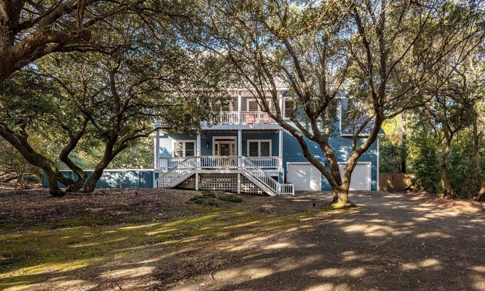 Corolla House | Pool Heat, Hot Tub, Sound Side, Golf,PinBall, Beach Access, Semi Secluded, TCC