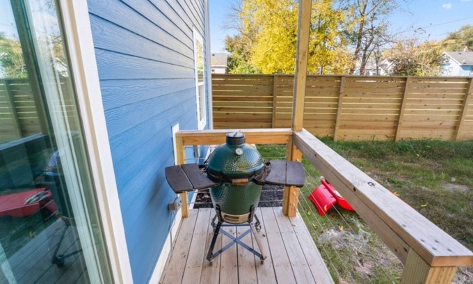 Indianapolis House | Pool/Hot tub/Fenced yard/Garage Parking
