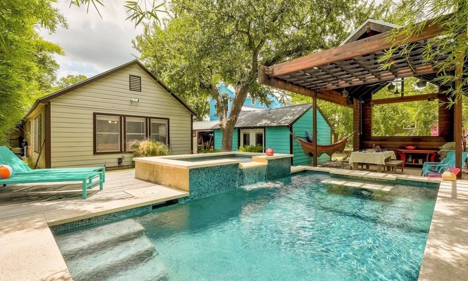 Cherrywood House | Pool, Hot Tub, Mins to UT, NEW Summer Rates!