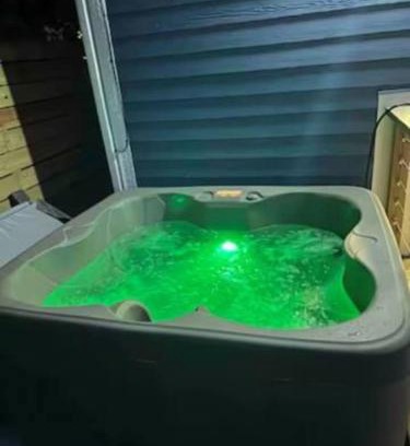 Indianapolis House | Pool table,Hot tub,Fenced yard,Garage Parking