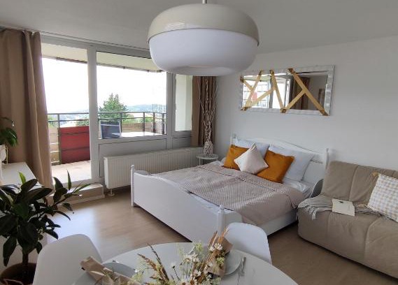 Sankt Englmar Apartment | Pools, Sauna und Balkon mit Panoramablick