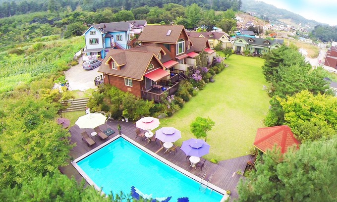 Sang House | Popcorn House Pension