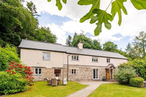 Newton Saint Cyres House | Poppys Cottage