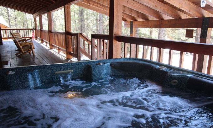 Pagosa Springs Cabin | Popular Log Home. Perfect for Family Getaway! Close to Town. Hot Tub.