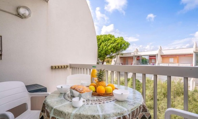 Le Couchant Apartment | Port Athéna by Interhome