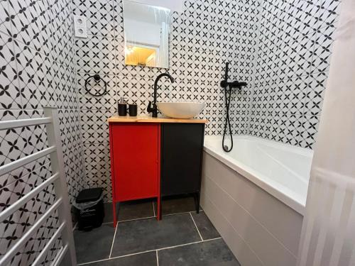 District XXII Apartment | Porta Pink
