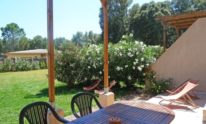 Arca House | Porto-Vecchio, T3 with 2 SdB/WC, Large garden, quiet, Clim, Wifi.