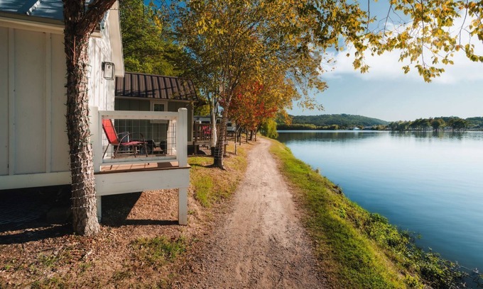 Gadsden Cottage | Portofino at River Rocks Landing