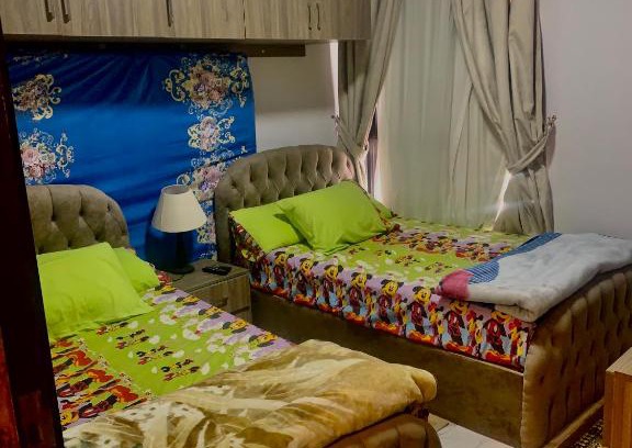 Al-Manasrah Apartment | Portosaid بورتو سعيد (غرفه وصاله)