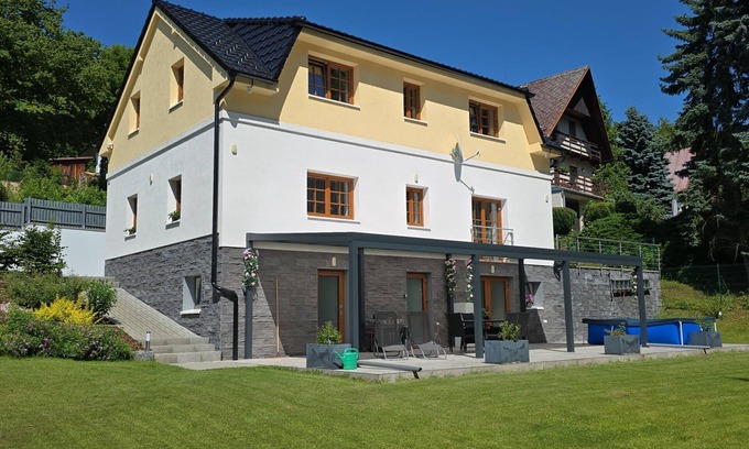 Petrov House | Posázaví by Interhome