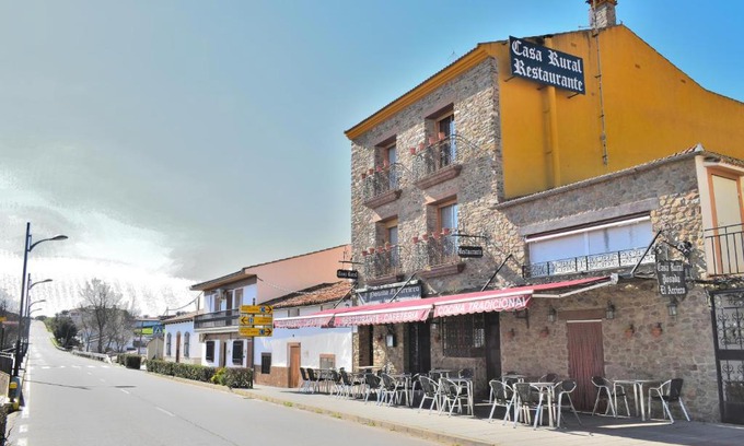 Torrejon El Rubio Hotel | POSADA EL ARRIERO
