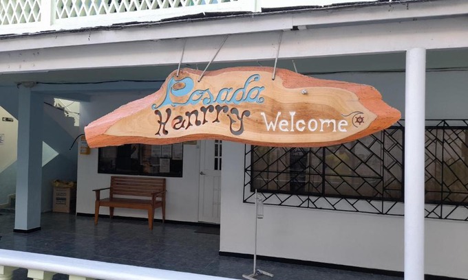 Punta Hansa Hotel | Posada Henry Sede Centro