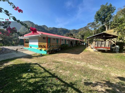 Sasaima House | Posada Lili