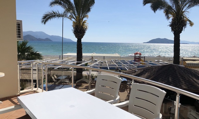 Fethiye City Center Apartment | Poseidon 3, luxury 3 bedroom apartment with unobstructed beach and sea views.