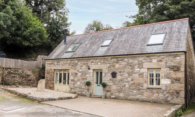 Saint Erth Praze Cottage | POTTERS BARN, pet friendly, character holiday cottage in Helston