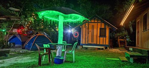 Paranagua Hotel | Pousada e Camping do Clodo