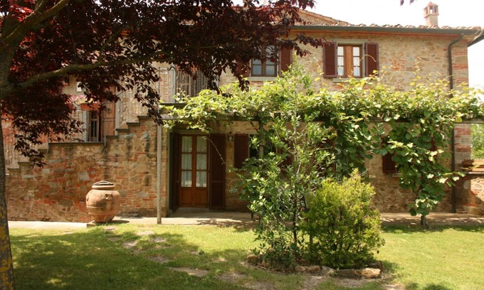 Podere Viti Apartment | POZZONOVO - IL CILIEGIO