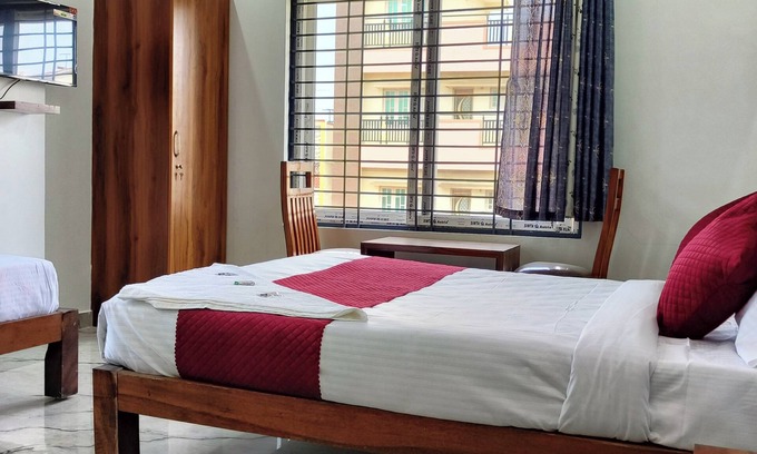 Kumbalgodu Hotel | PPH Living Jai Maruthi Boarding&Lodging