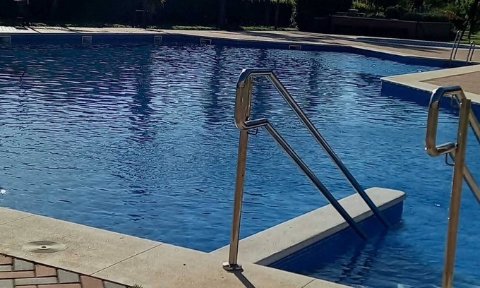 Ayamonte Apartment | Prado Golf Apartment with shared swimming pool