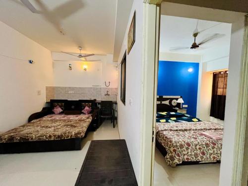 Vrindavan Apartment | Premanand mharaj Darshan maarg