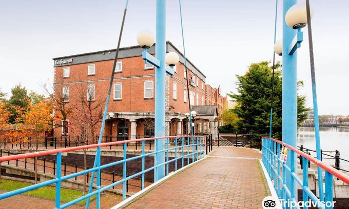 Salford Hotel | Premier Inn Manchester - Salford Quays