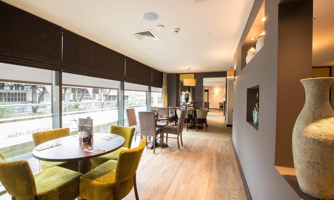 Manchester City Centre Hotel | Premier Inn Manchester City Centre West