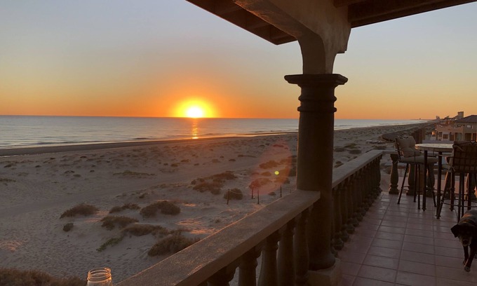 Puerto Penasco House | Premiere BEACHFRONT property! GOLF AT THE MAYAN! Kayak with the DOLPHINS!