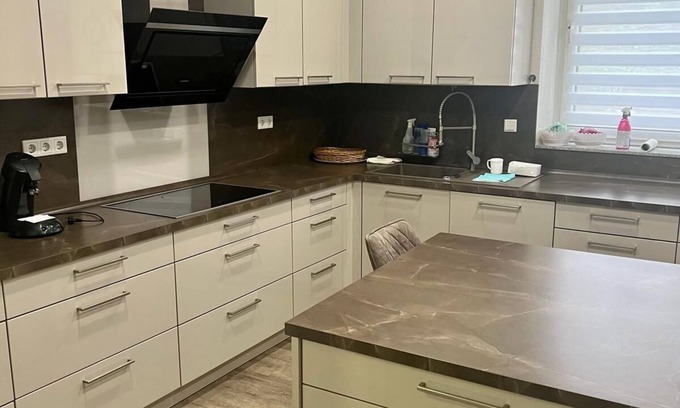 Ruhrstadion Apartment | Premium Wohnung mit Großem Garten