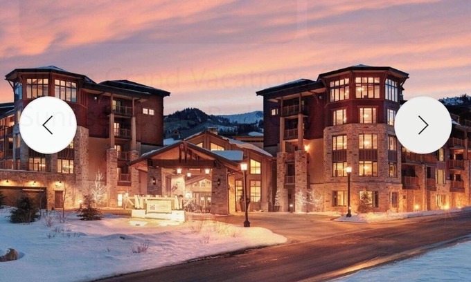 Park City Cabin | President's Week at Hilton's Sunrise Lodge at The Canyons, Ski In/ski out