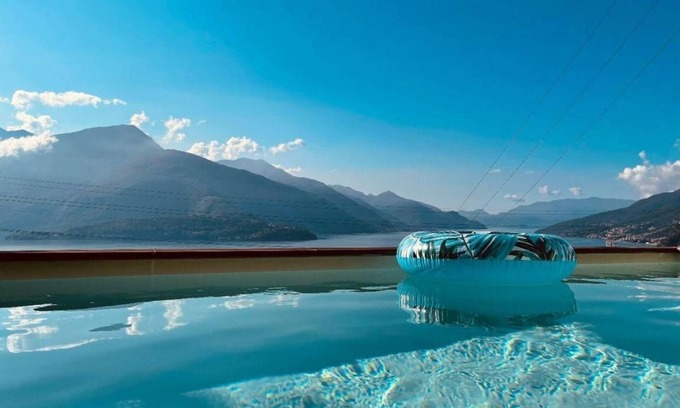 Gravedona Apartment | Pretore Romantico Loft Holiday Apartment with Pool