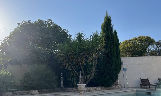 Chateauneuf-de-Gadagne Other | Pretty town Mas with swimming pool (sleeps 22)