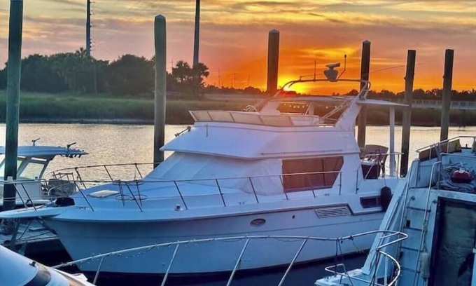 Tybee Island Boat Rental | Price drop on Tybee Island -“ Island Time” -boat