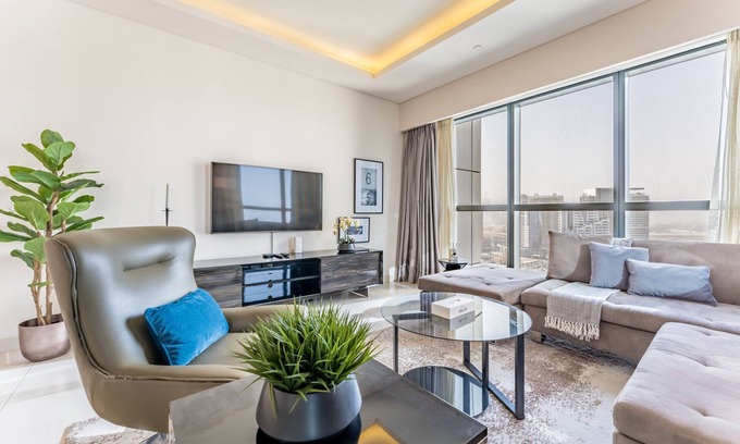 Business Bay Apartment | Prime Business Bay Stay,Near Dubai Mall & Burj Khalifa with Easy Metro Access